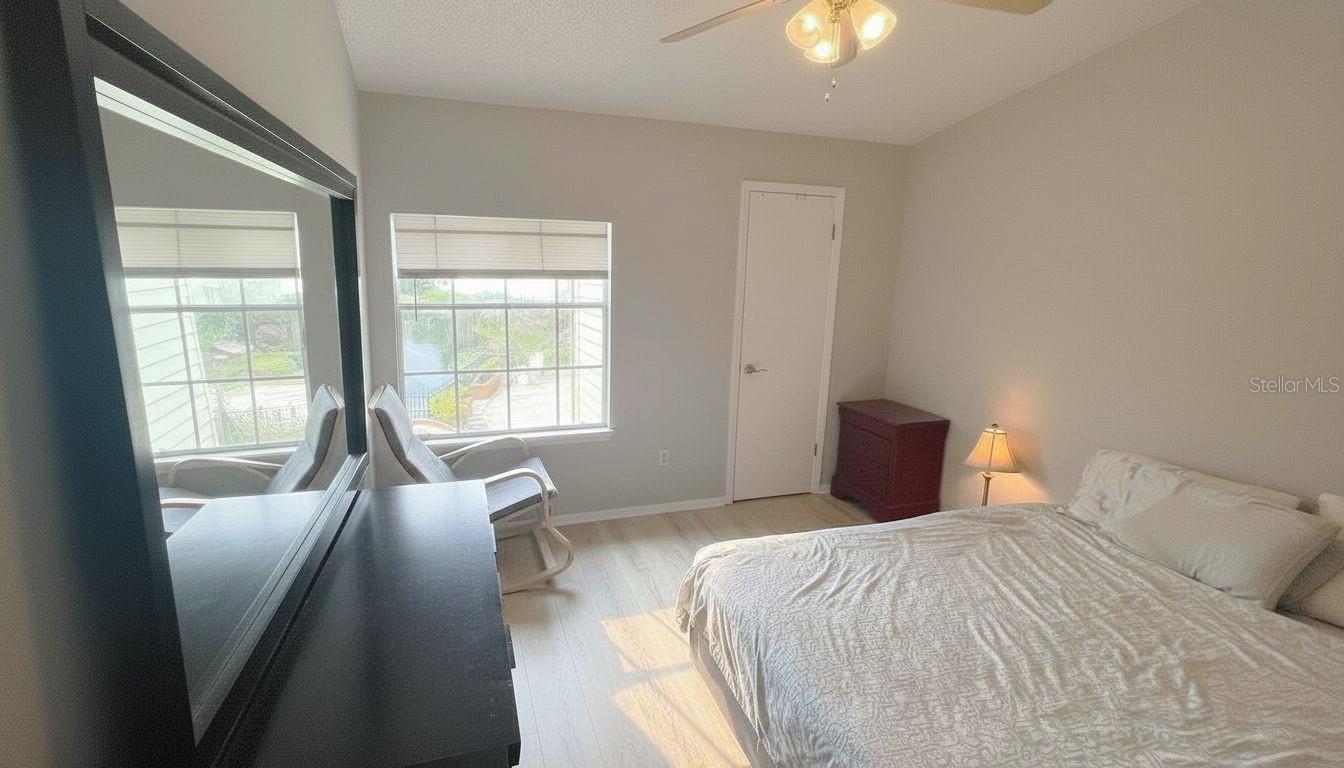 1972 Lake Atriums Unit 200, Orlando, FL 32839