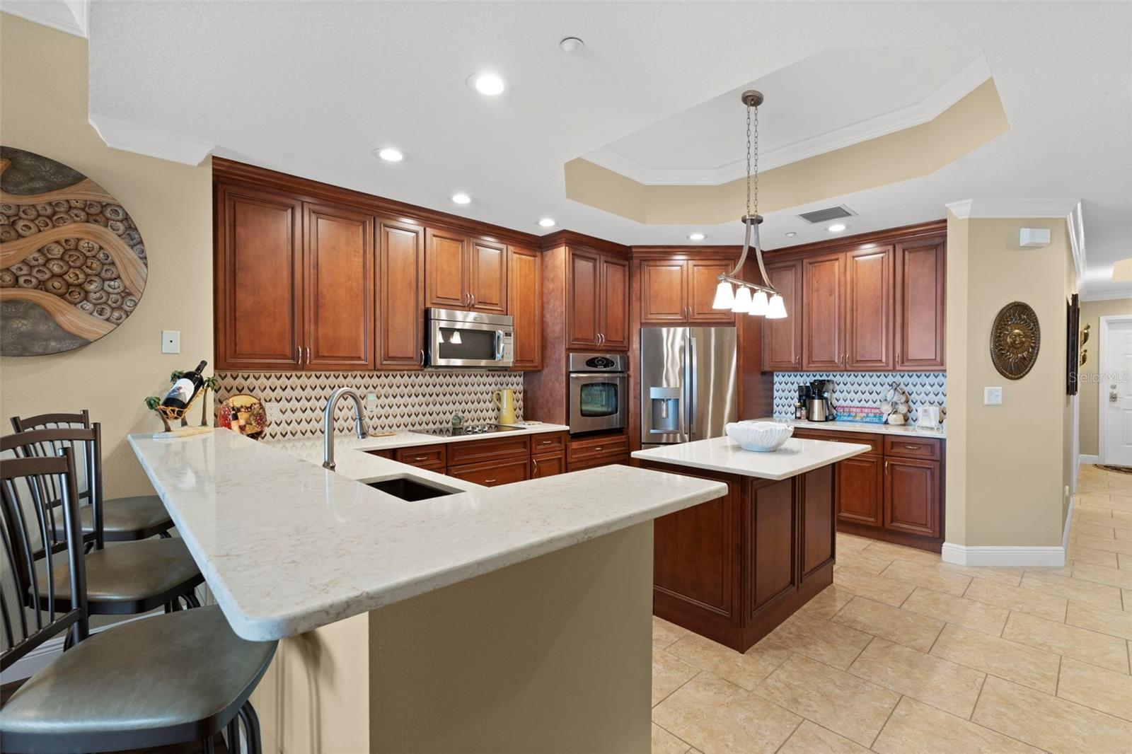 17717 Gulf Unit 604, Redington Shores, FL 33708