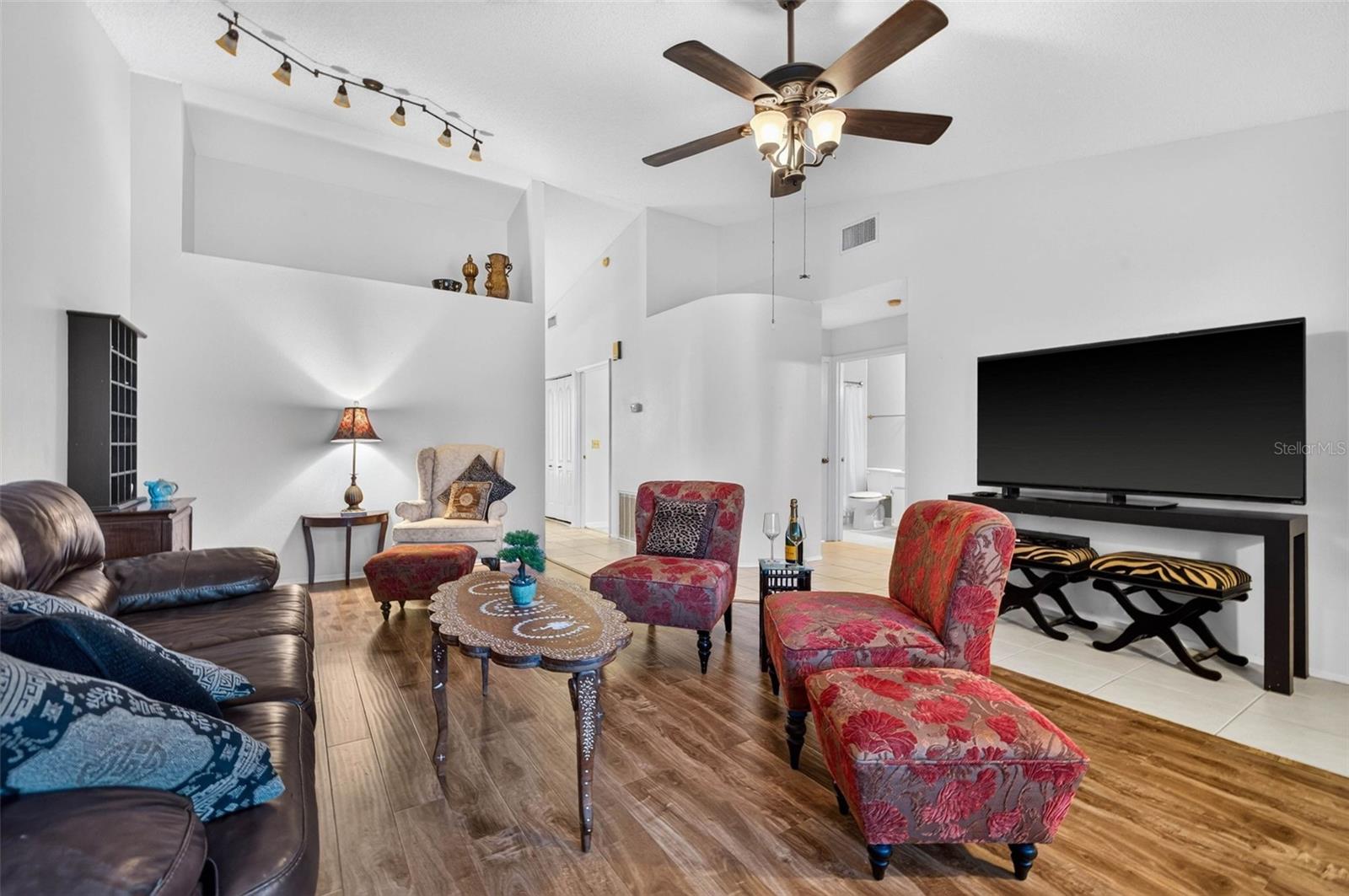 2291 Americus Unit 25, Clearwater, FL 33763