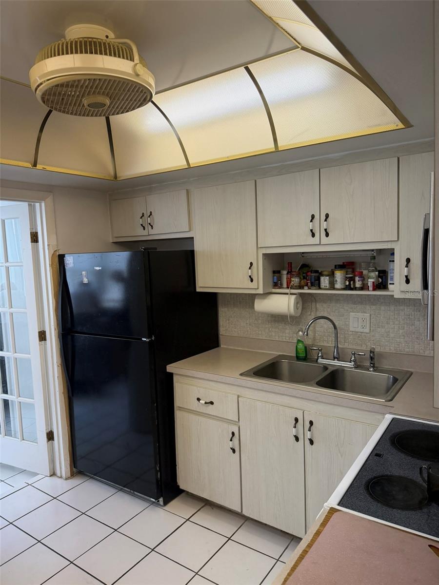 8100 Dr Martin Luther King Jr Unit 208, St Petersburg, FL 33702