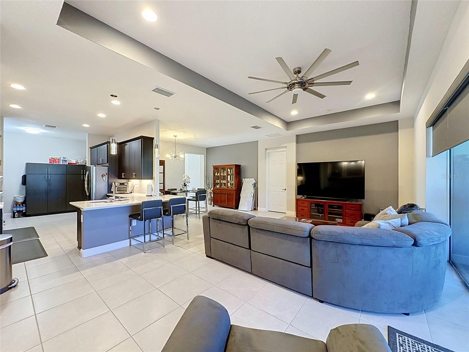 8665 Bridgeport Bay, Mount Dora, FL 32757