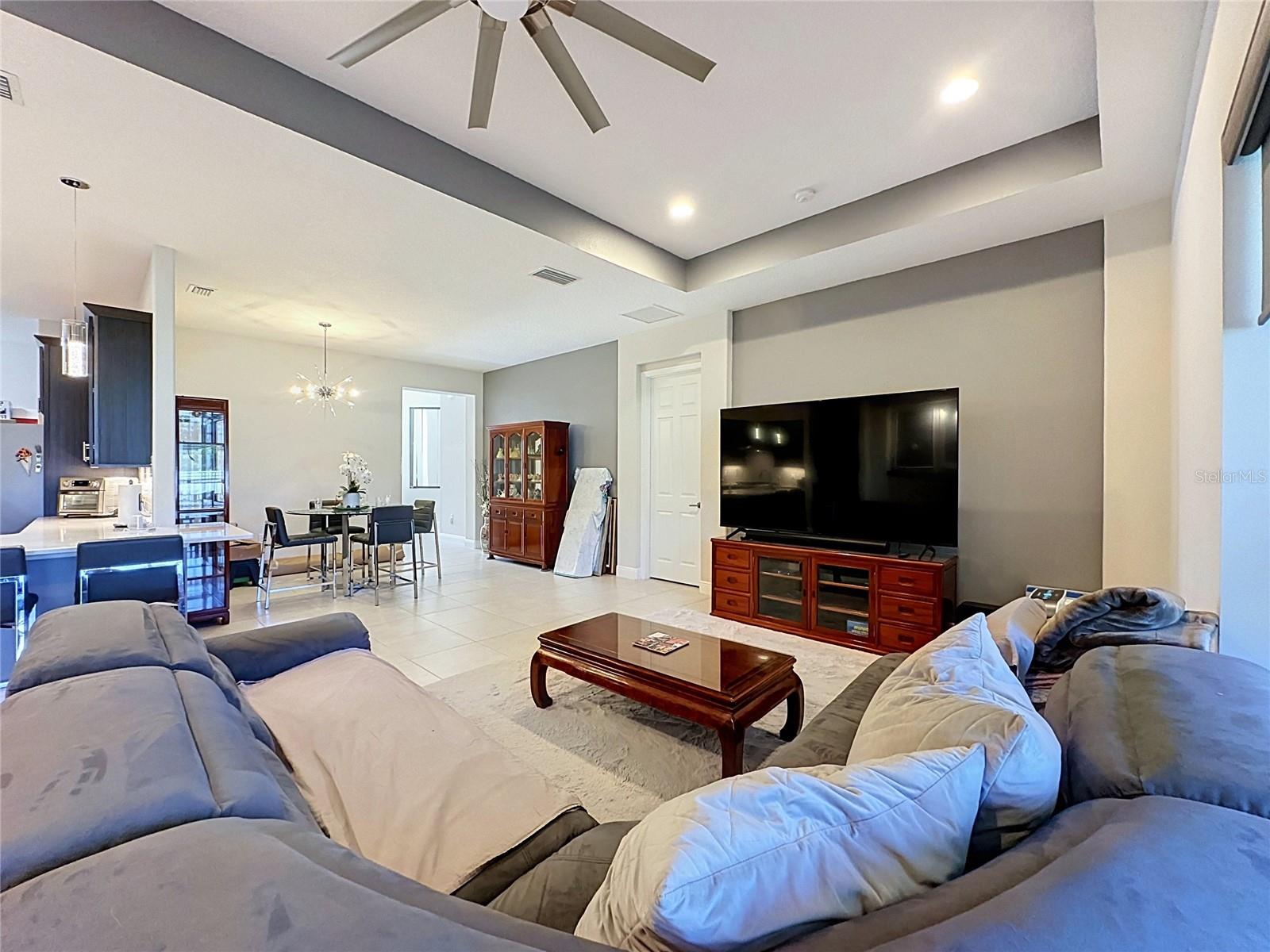 8665 Bridgeport Bay, Mount Dora, FL 32757