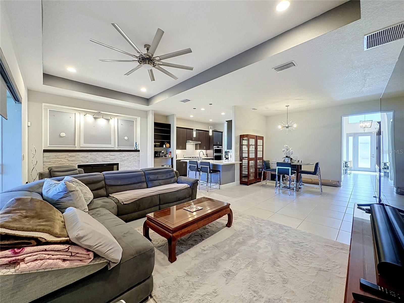 8665 Bridgeport Bay, Mount Dora, FL 32757