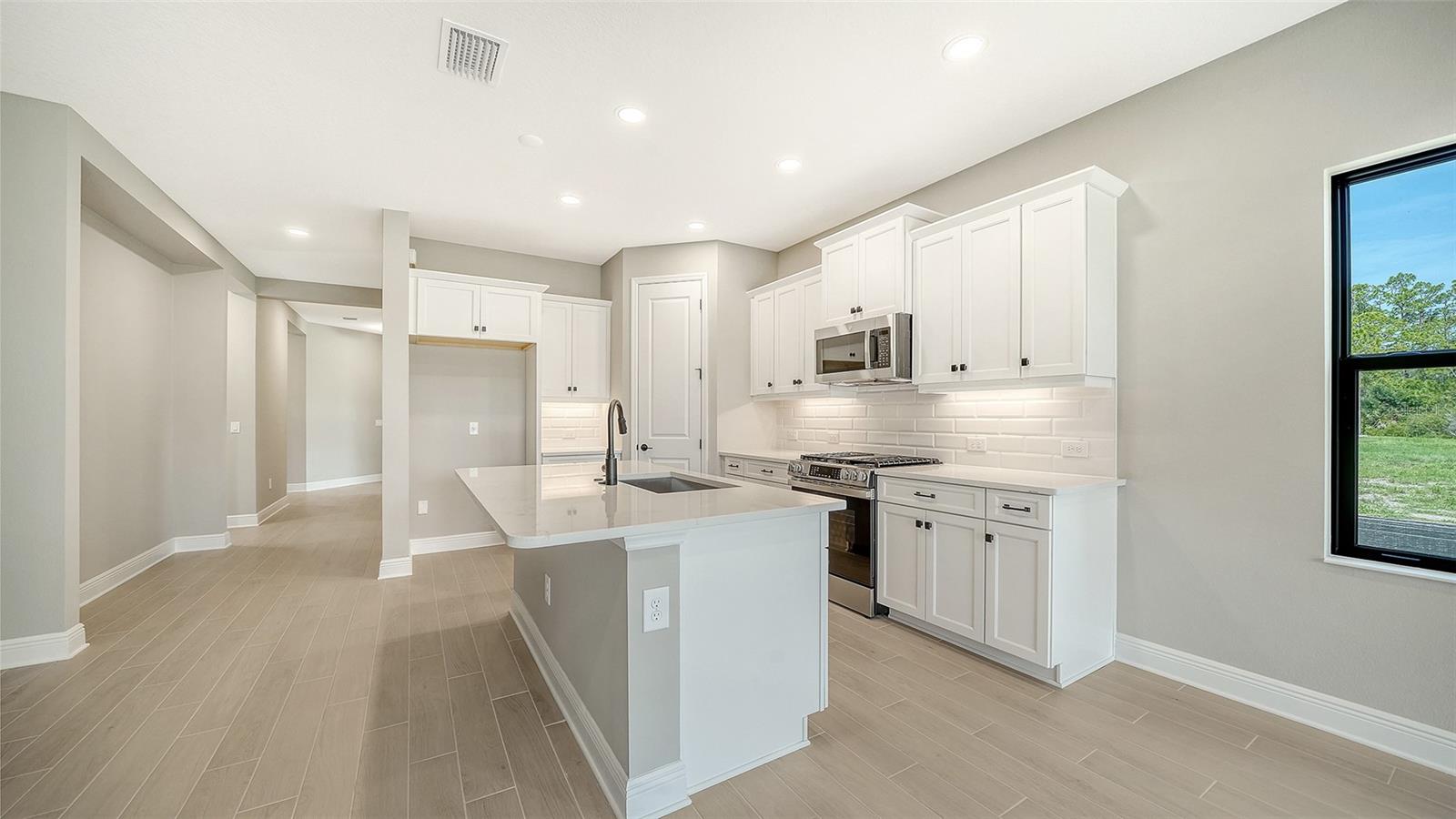 345 Potenza, Nokomis, FL 34275