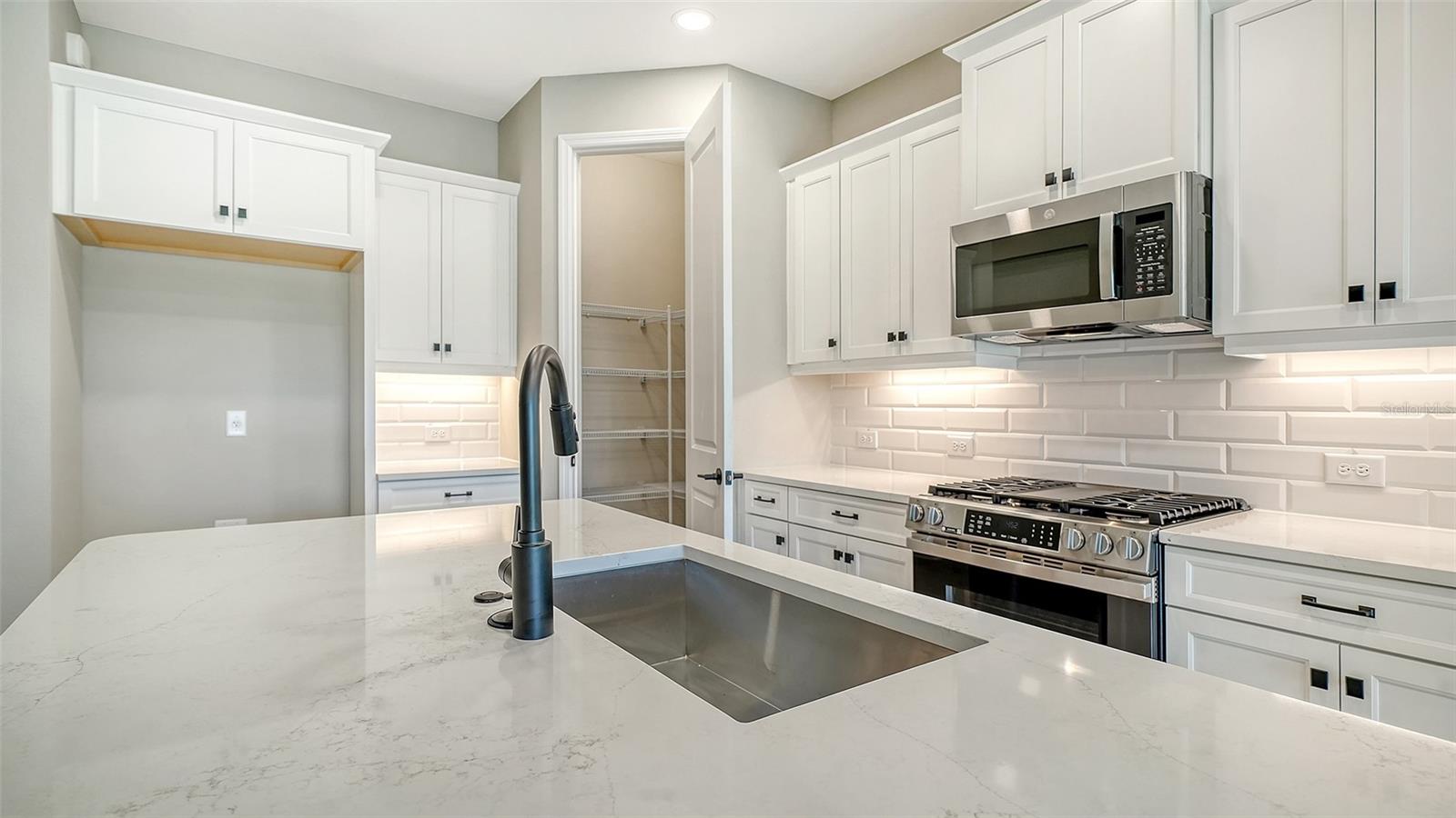 345 Potenza, Nokomis, FL 34275