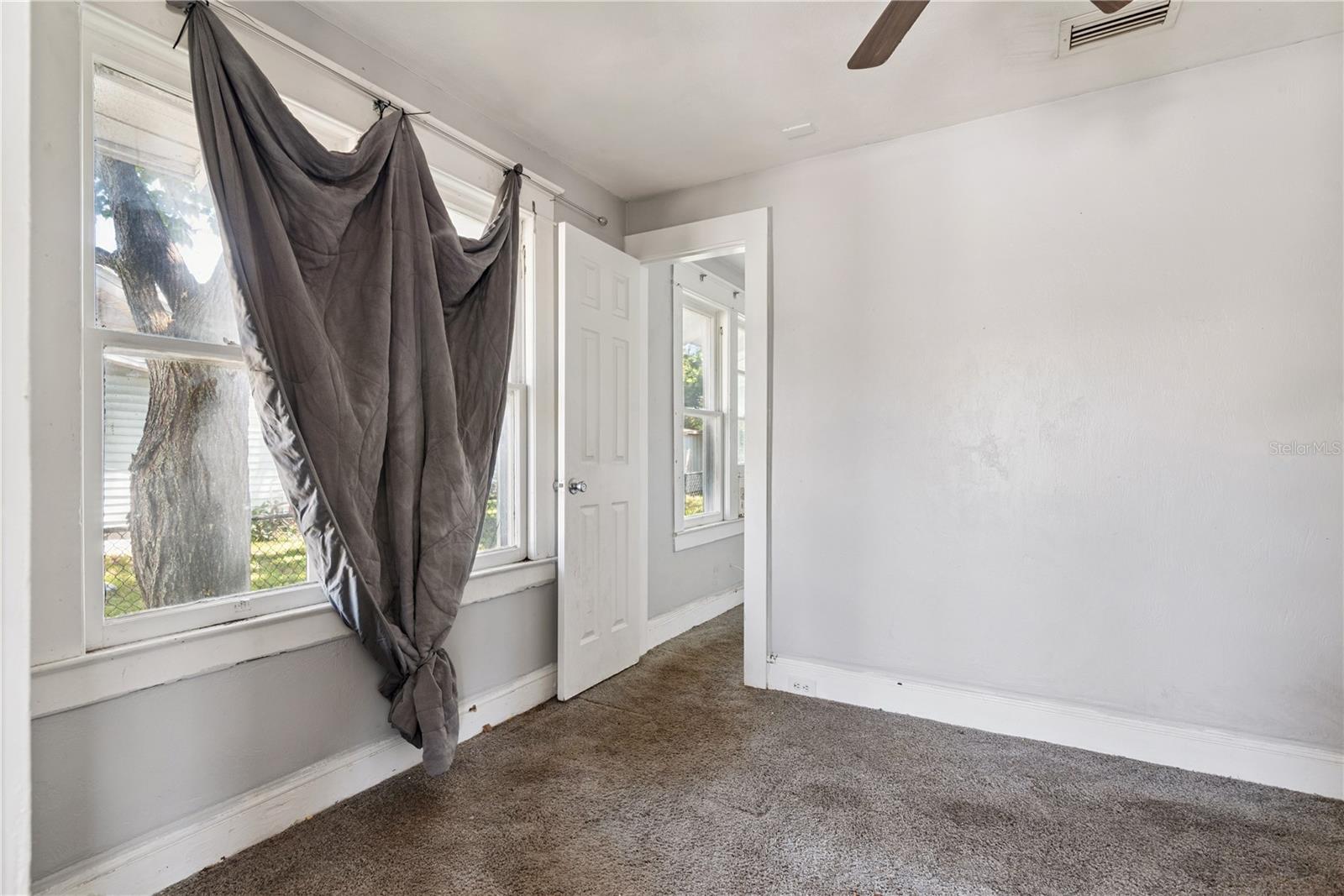 821 Ridgewood, Daytona Beach, FL 32114
