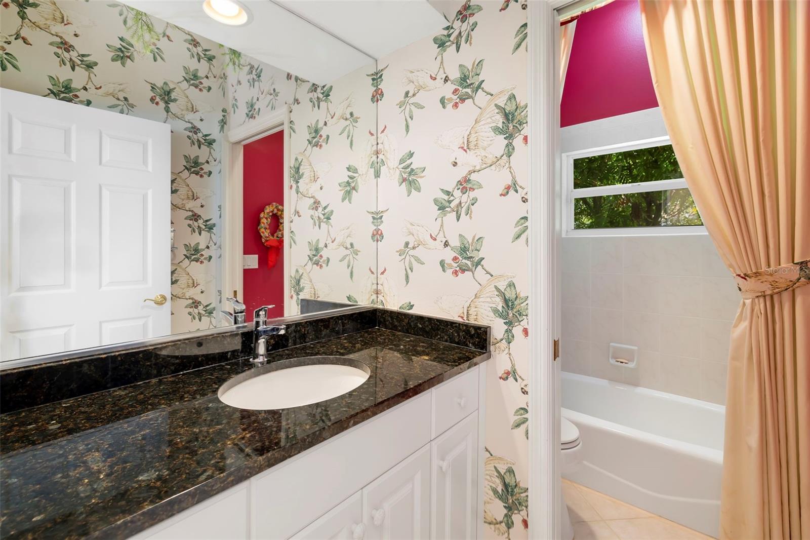 2528 Tom Morris, Sarasota, FL 34240