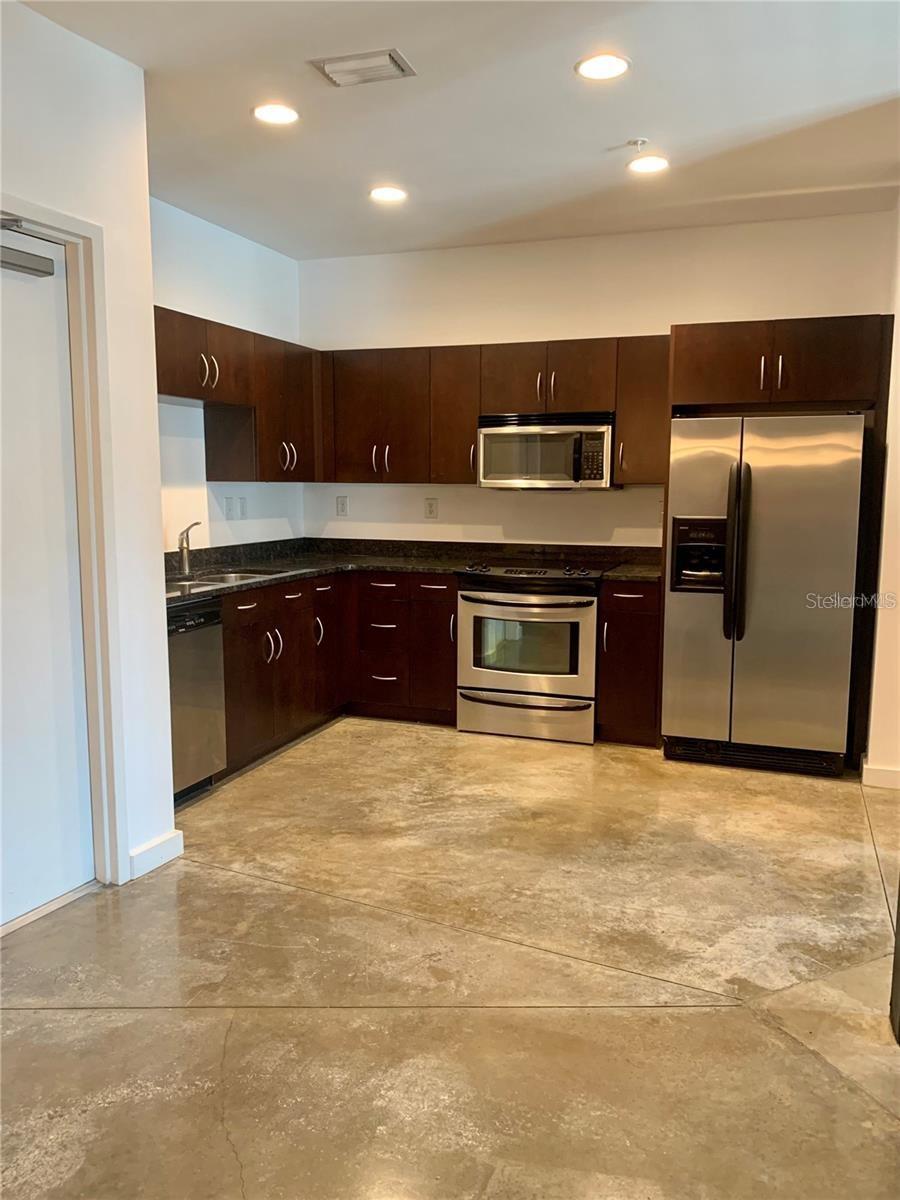 5008 Macdill Unit 19, Tampa, FL 33611