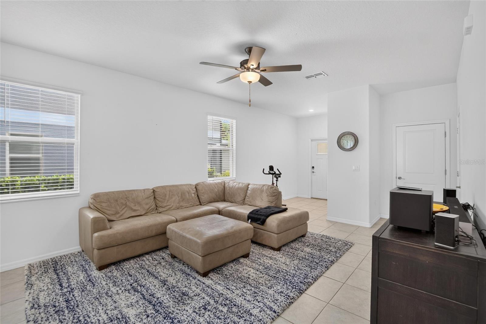 2597 Charlan, Holiday, FL 34690