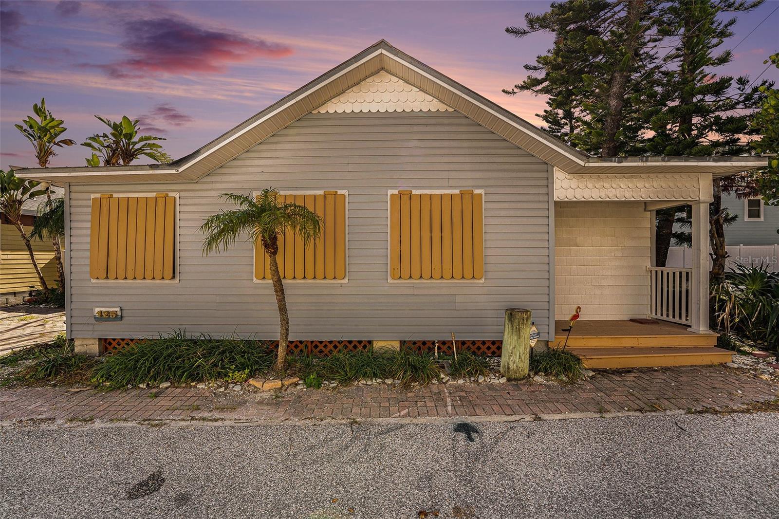 125 95th, Treasure Island, FL 33706