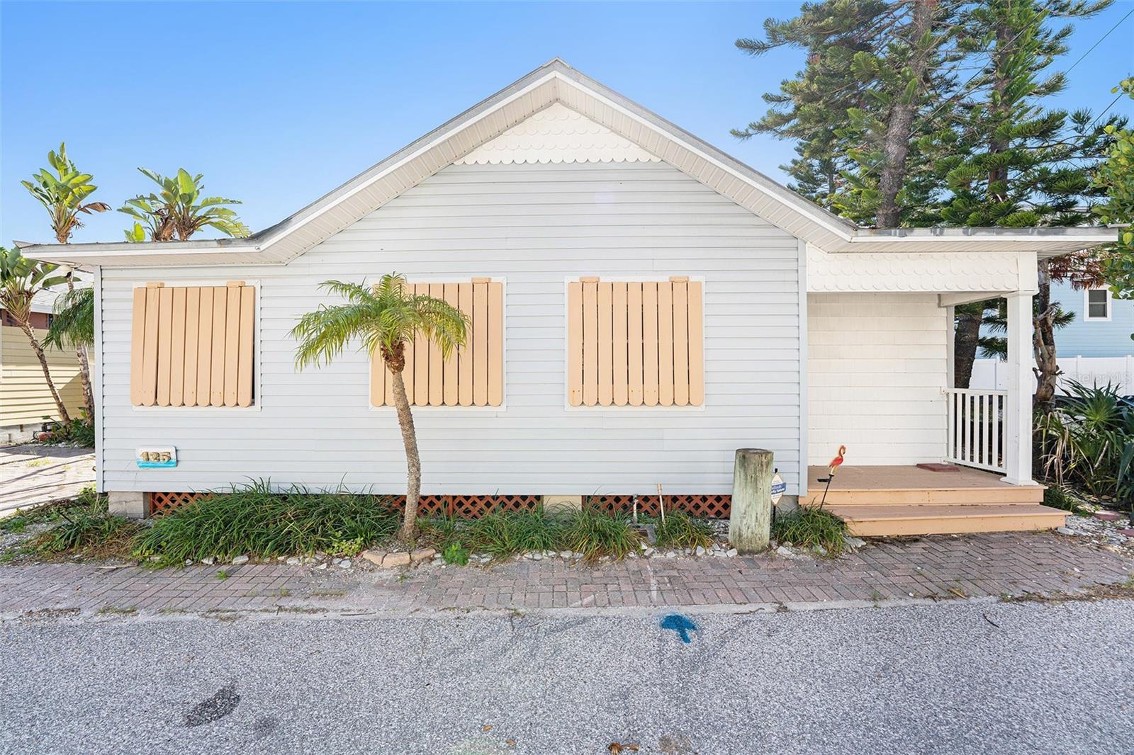 125 95th, Treasure Island, FL 33706