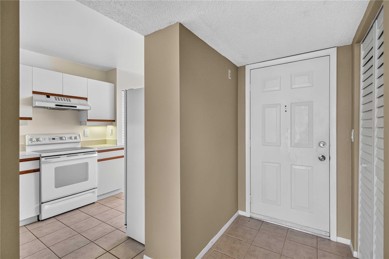 4550 Pinebrook Unit 605, Bradenton, FL 34209