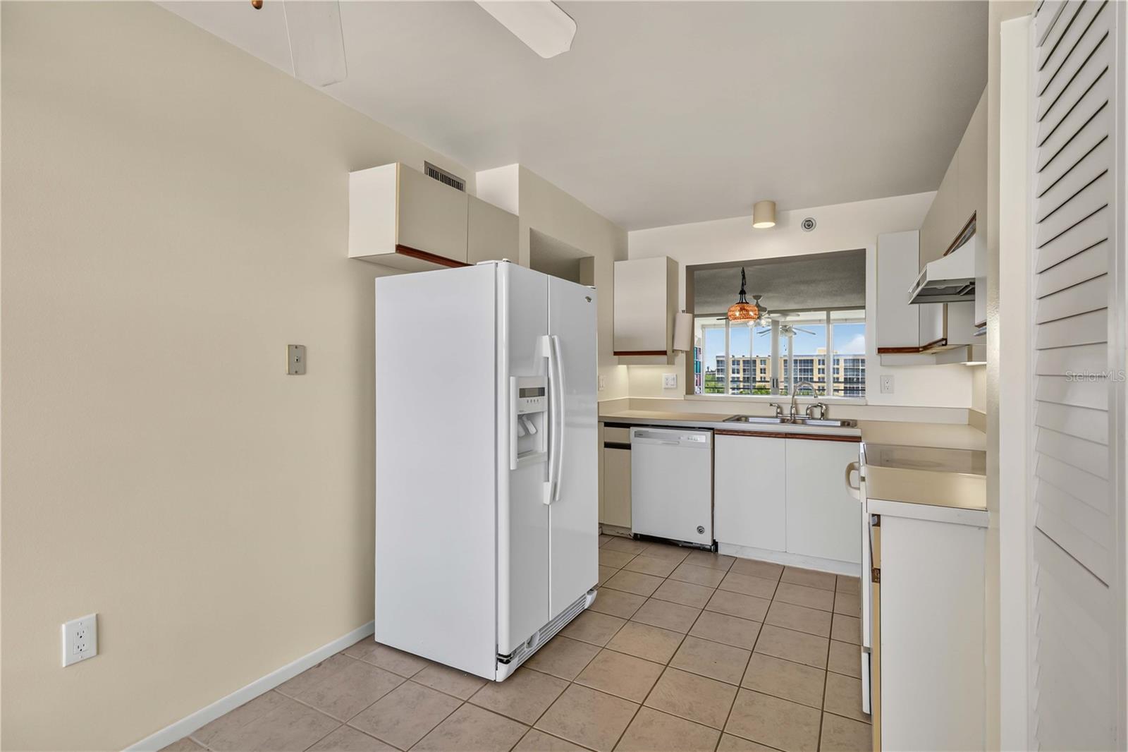 4550 Pinebrook Unit 605, Bradenton, FL 34209