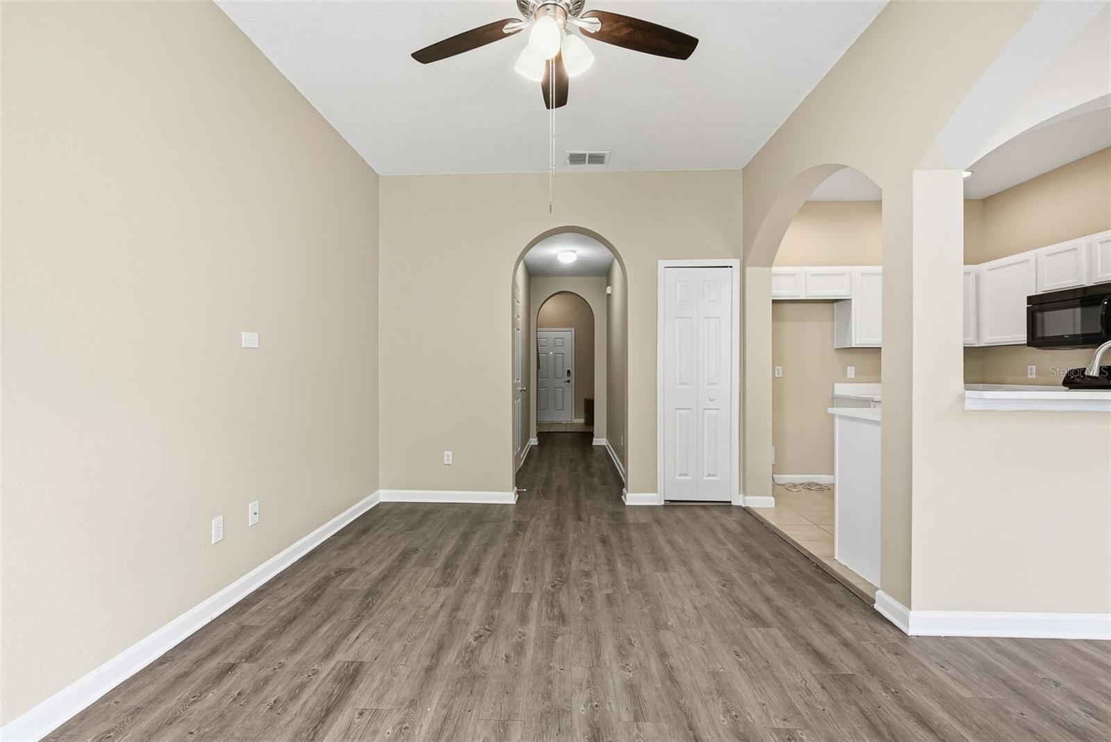 901 Pine Pointe, Orlando, FL 32828