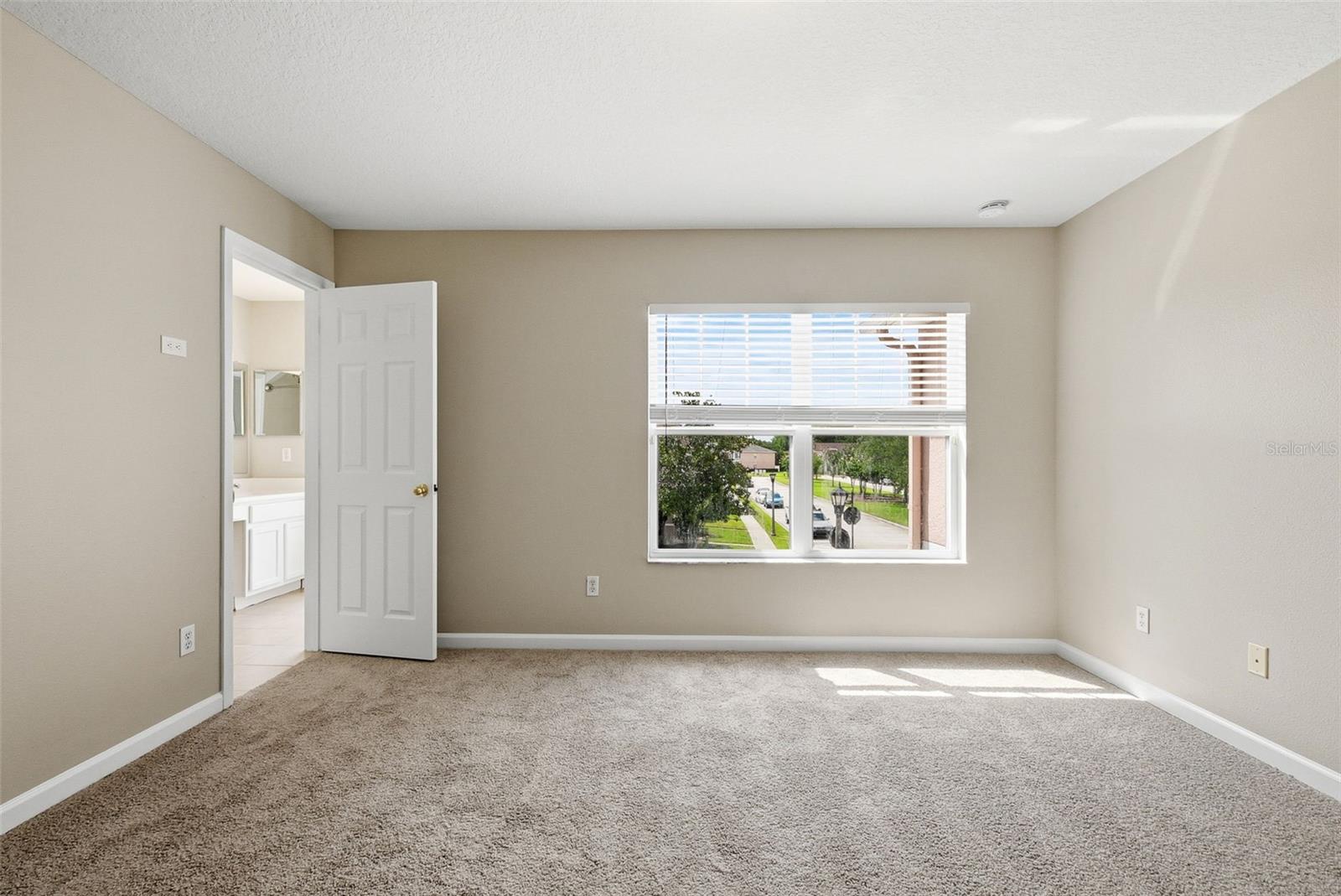 901 Pine Pointe, Orlando, FL 32828
