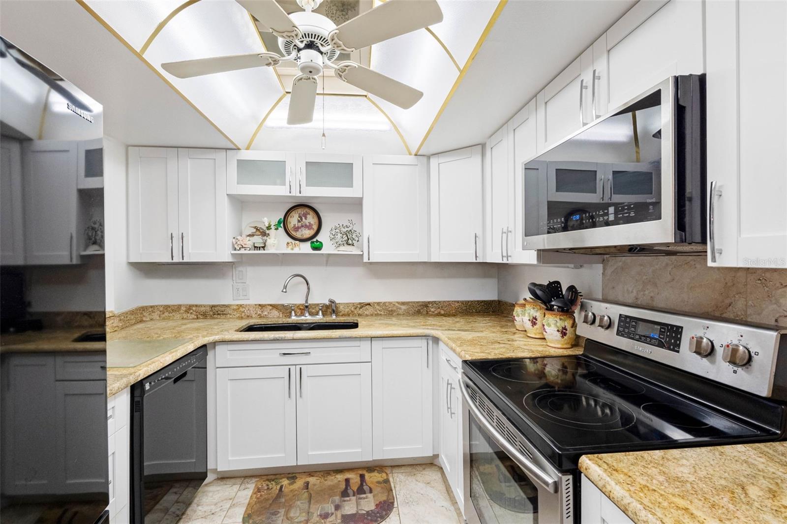 1430 Gulf Unit 501, Clearwater Beach, FL 33767