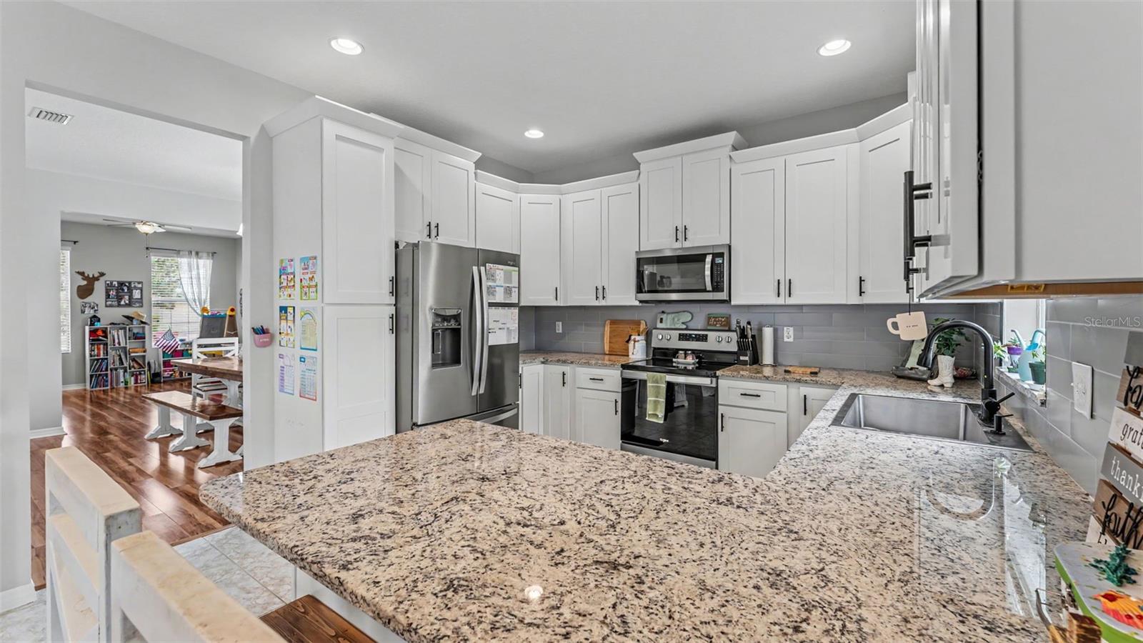 2746 Walden Woods, Plant City, FL 33566