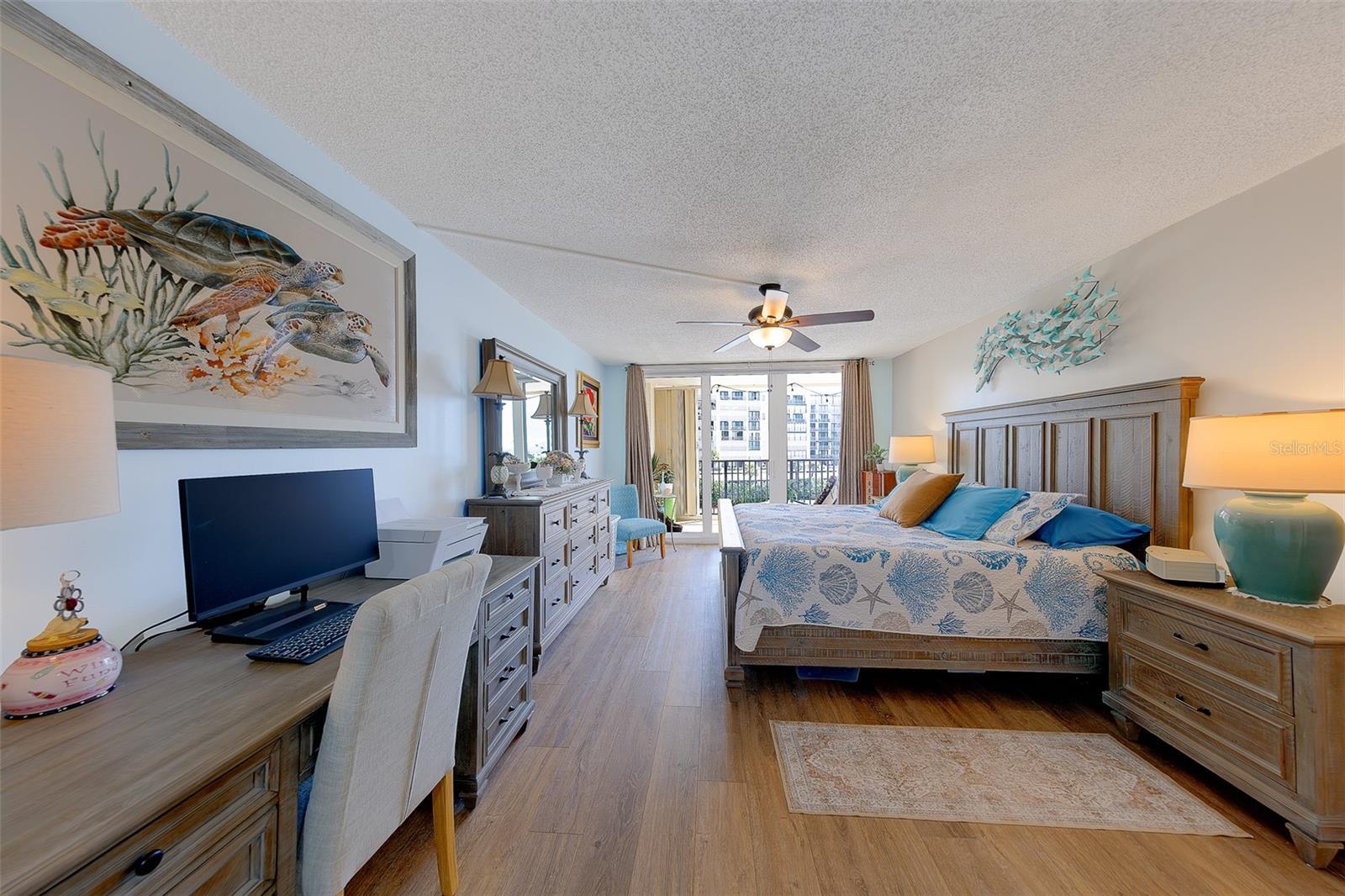 1460 Gulf Unit 305, Clearwater, FL 33767
