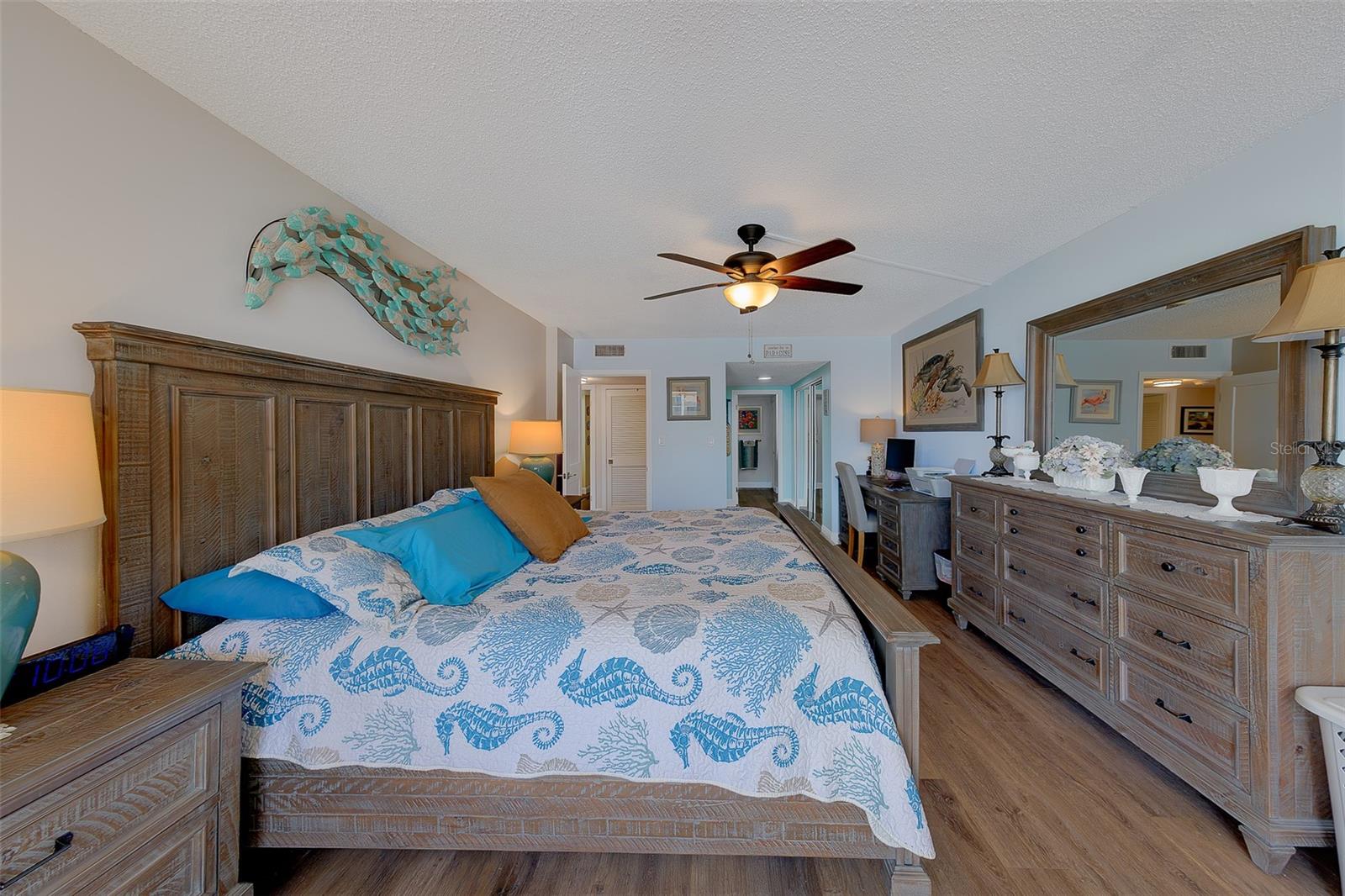 1460 Gulf Unit 305, Clearwater, FL 33767