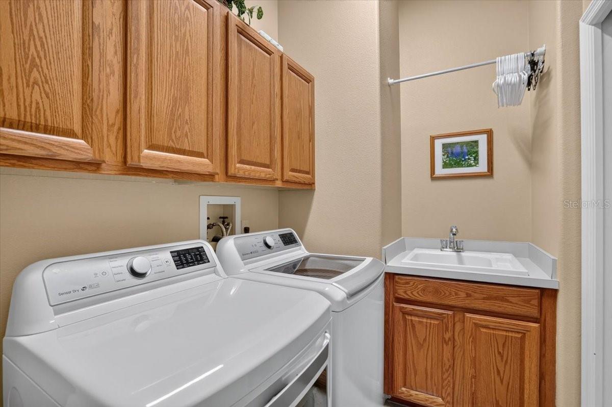 7128 Drewrys, Bradenton, FL 34203