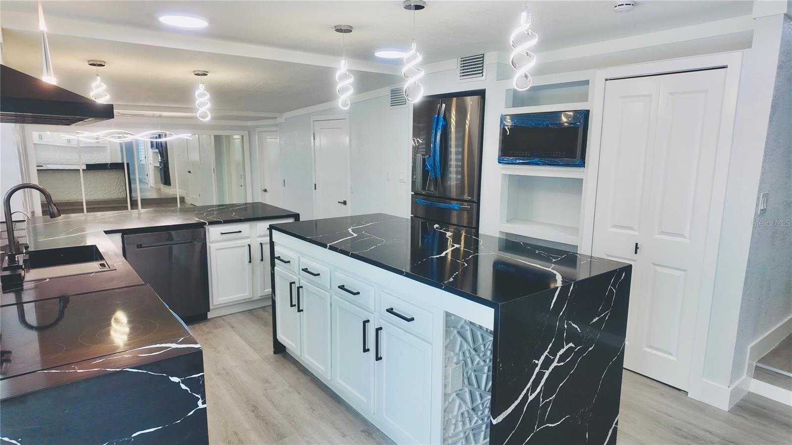 966 Clover, Deland, FL 32720