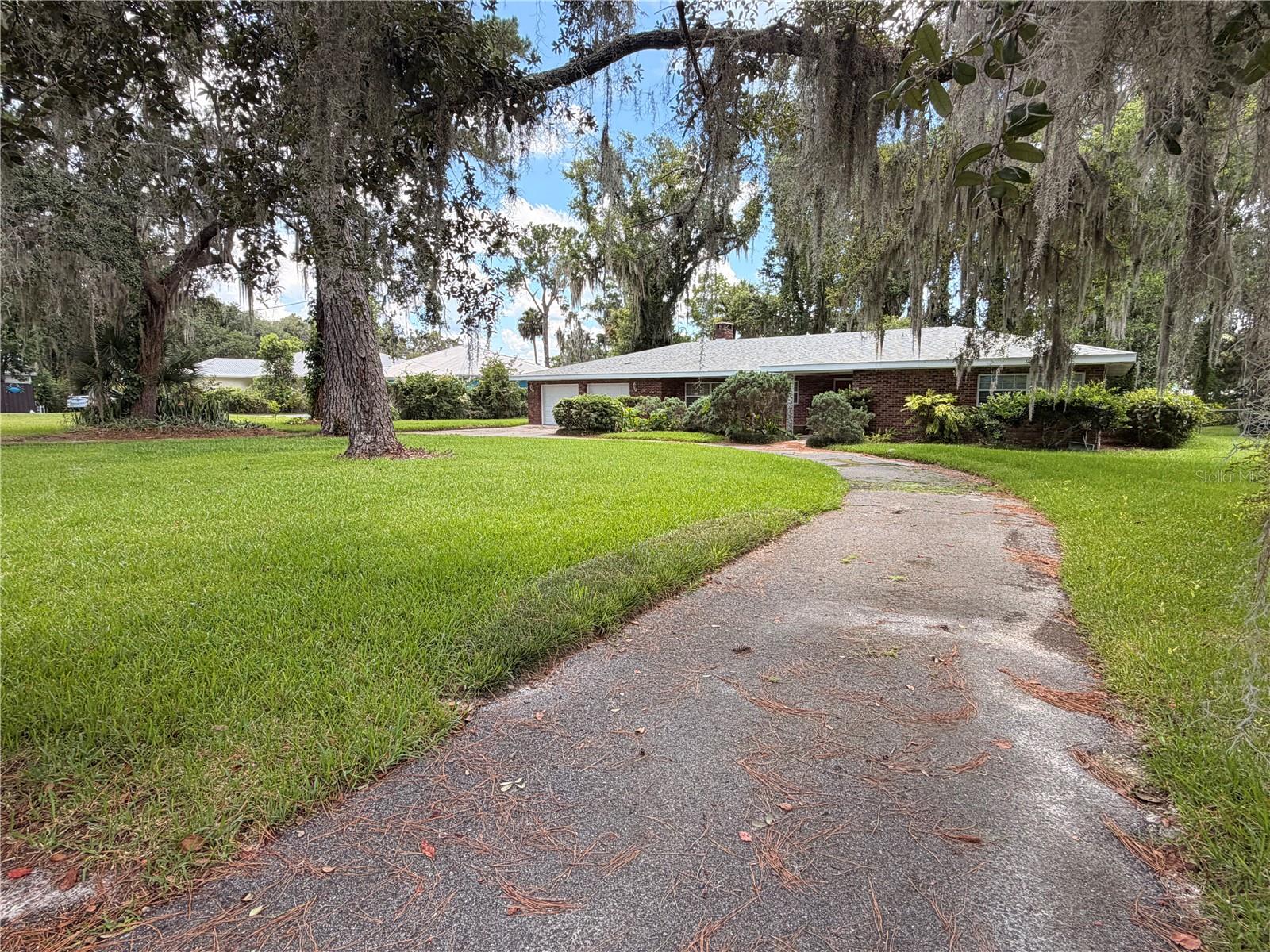 1940 Alice, Astor, FL 32102