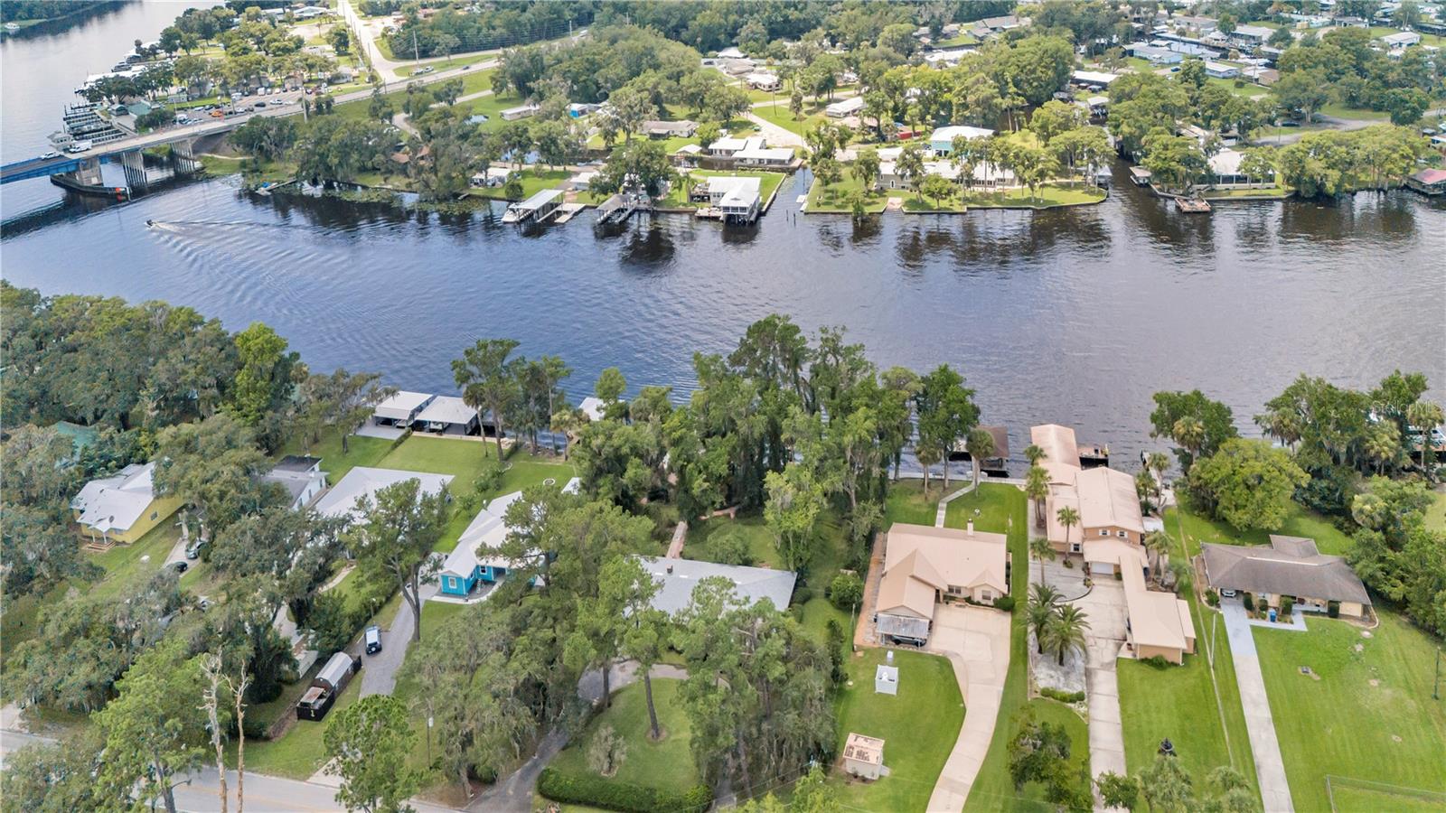 1940 Alice, Astor, FL 32102