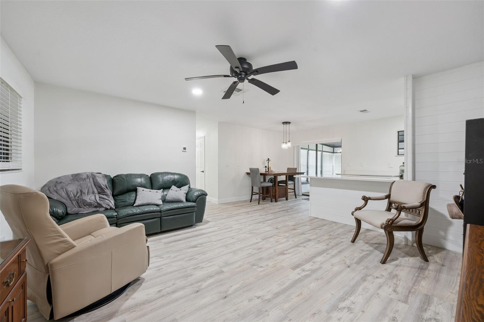 2082 Shady, Geneva, FL 32732