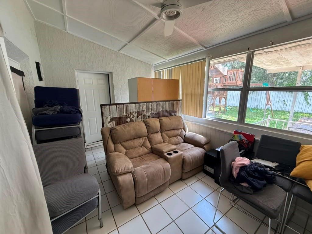 601 Dean, Orlando, FL 32825