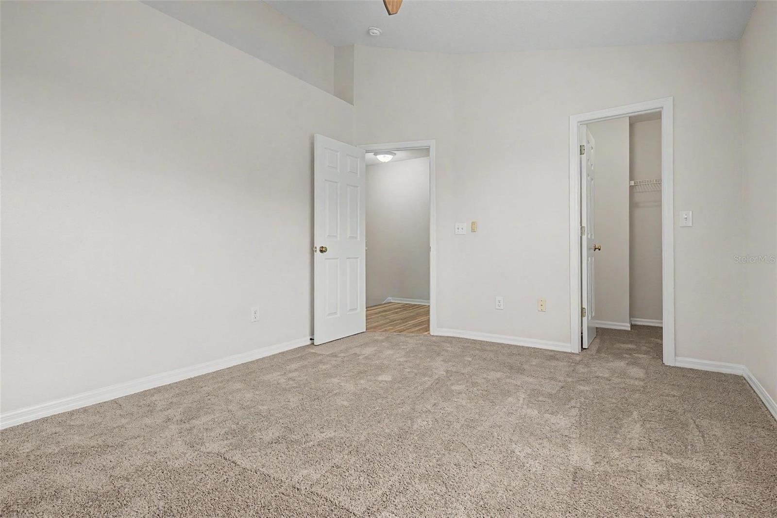 12216 Country White Unit 12216, Tampa, FL 33635