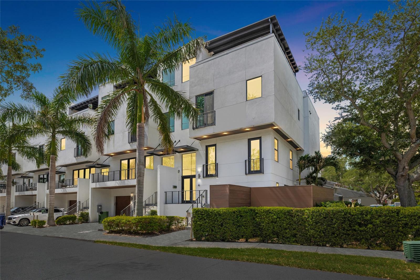 2814 Barcelona, Tampa, FL 33629