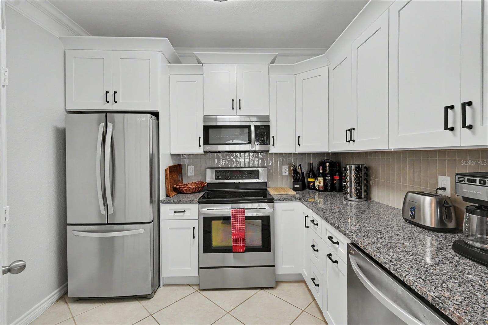 4306 Bayside Village Unit 301, Tampa, FL 33615