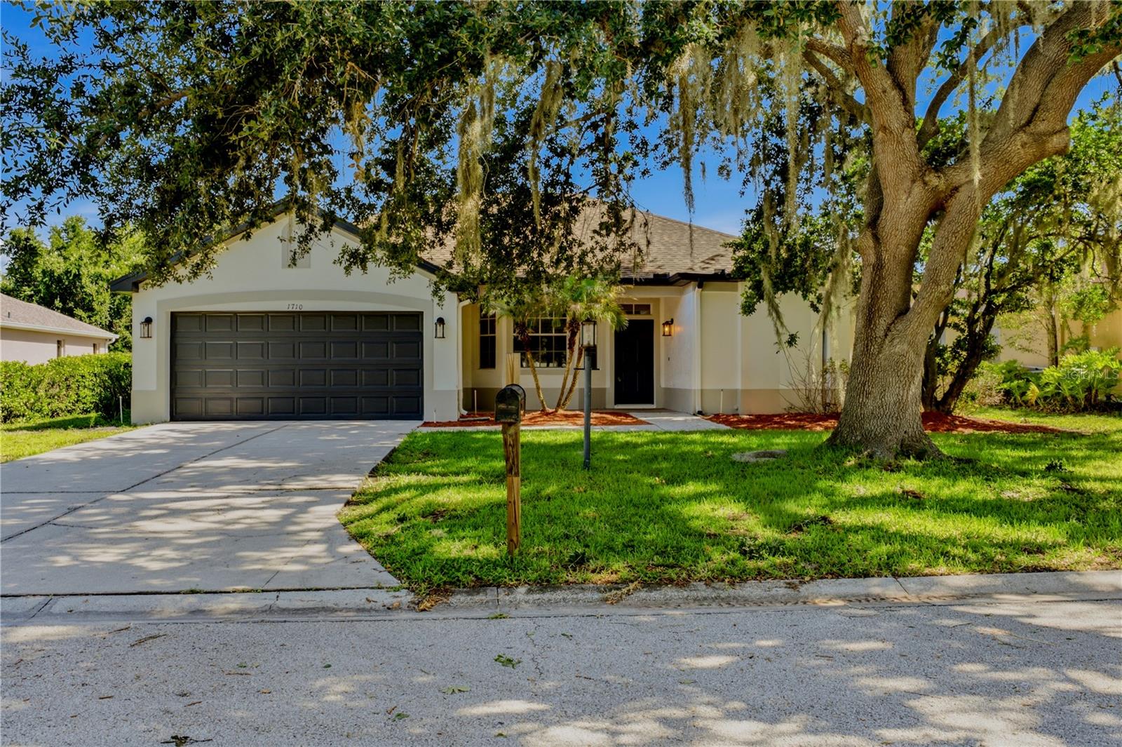 1710 Brookstone, Plant City, FL 33566