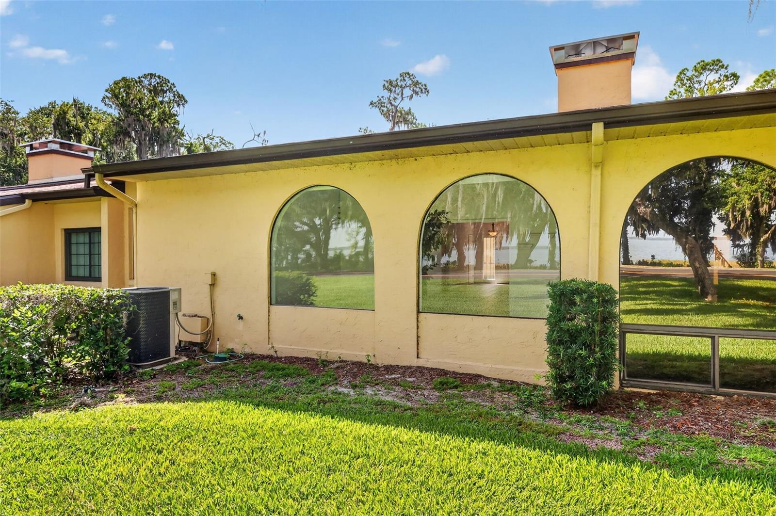 1111 Lakeshore Unit C3, Eustis, FL 32726