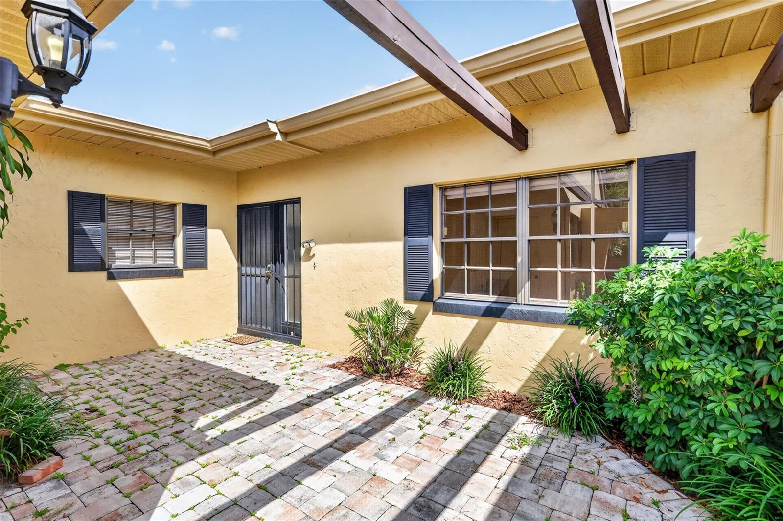 1111 Lakeshore Unit C3, Eustis, FL 32726