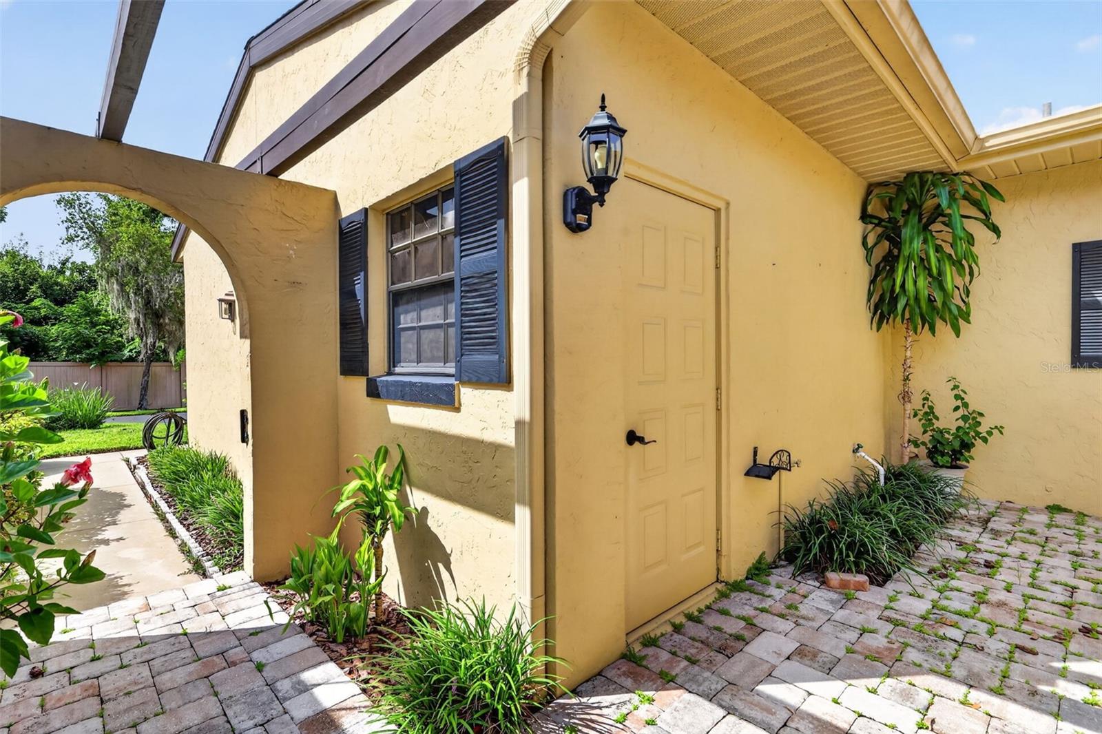 1111 Lakeshore Unit C3, Eustis, FL 32726