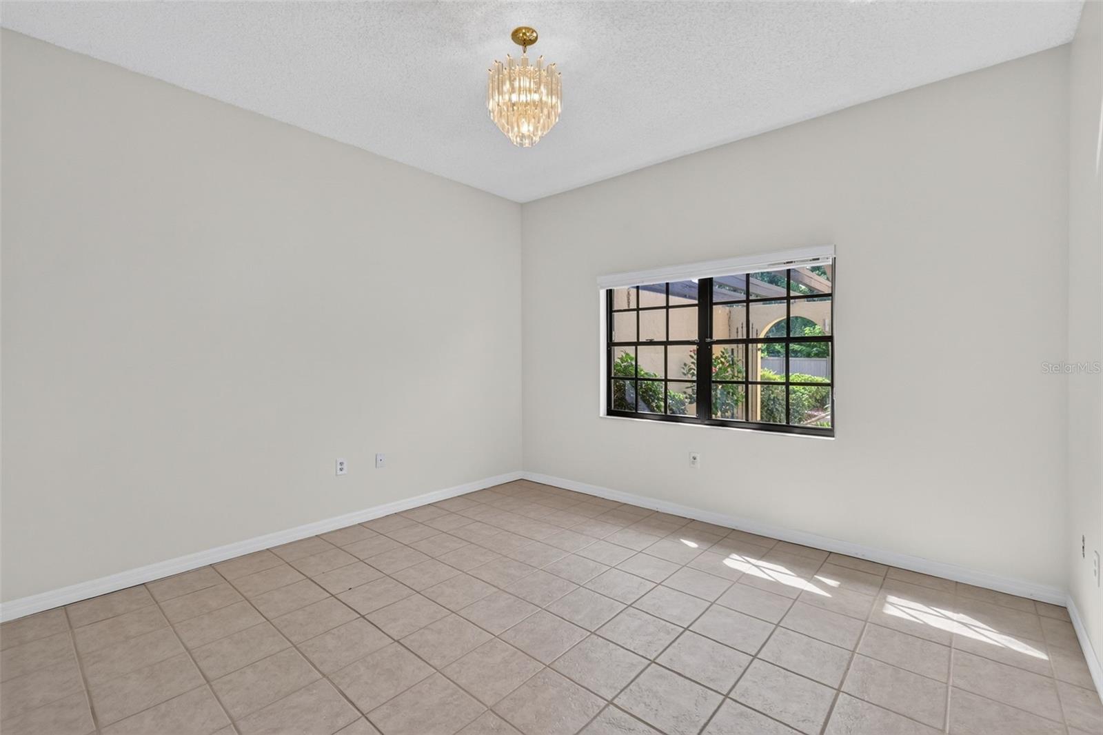1111 Lakeshore Unit C3, Eustis, FL 32726