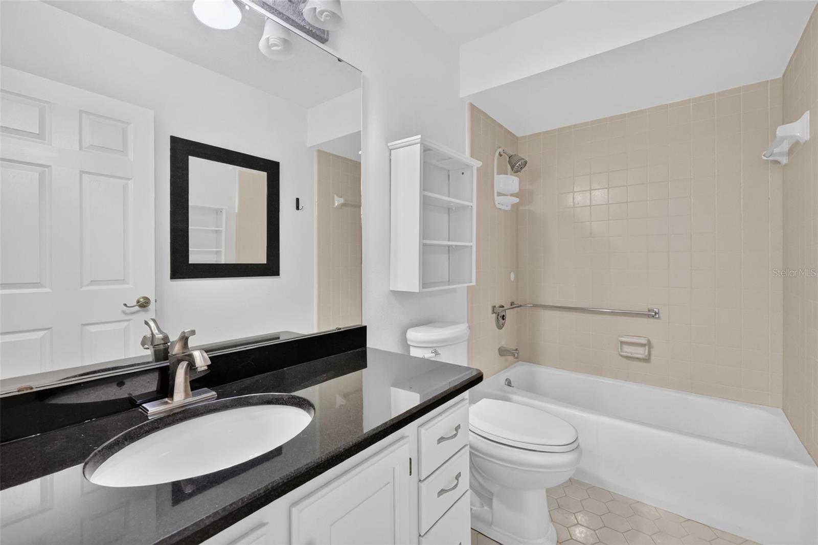 1111 Lakeshore Unit C3, Eustis, FL 32726