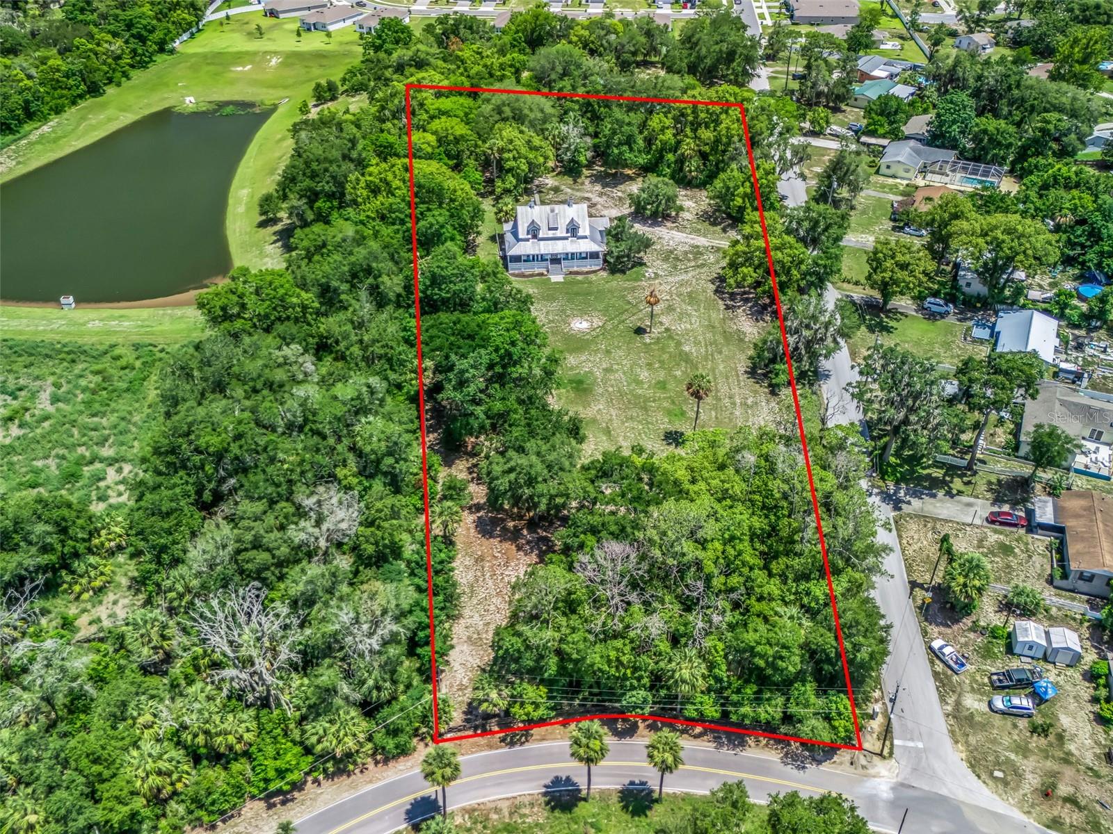 511 Mirror Lake, Fruitland Park, FL 34731