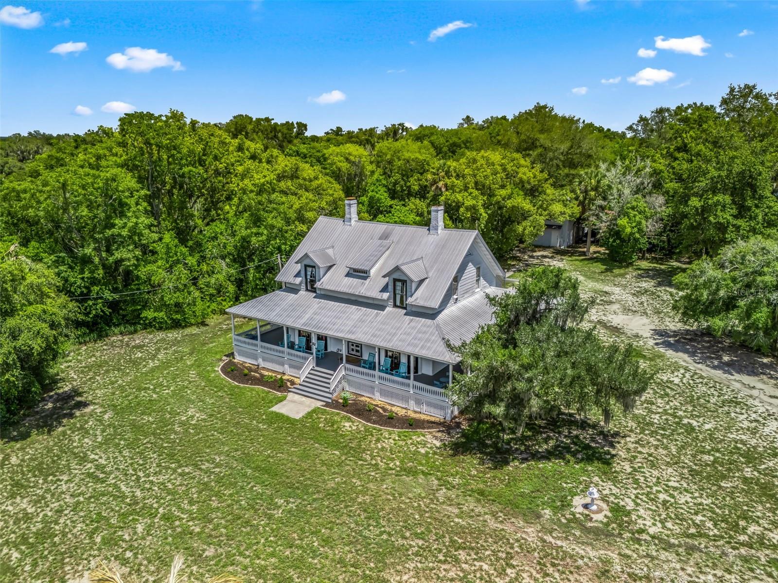 511 Mirror Lake, Fruitland Park, FL 34731