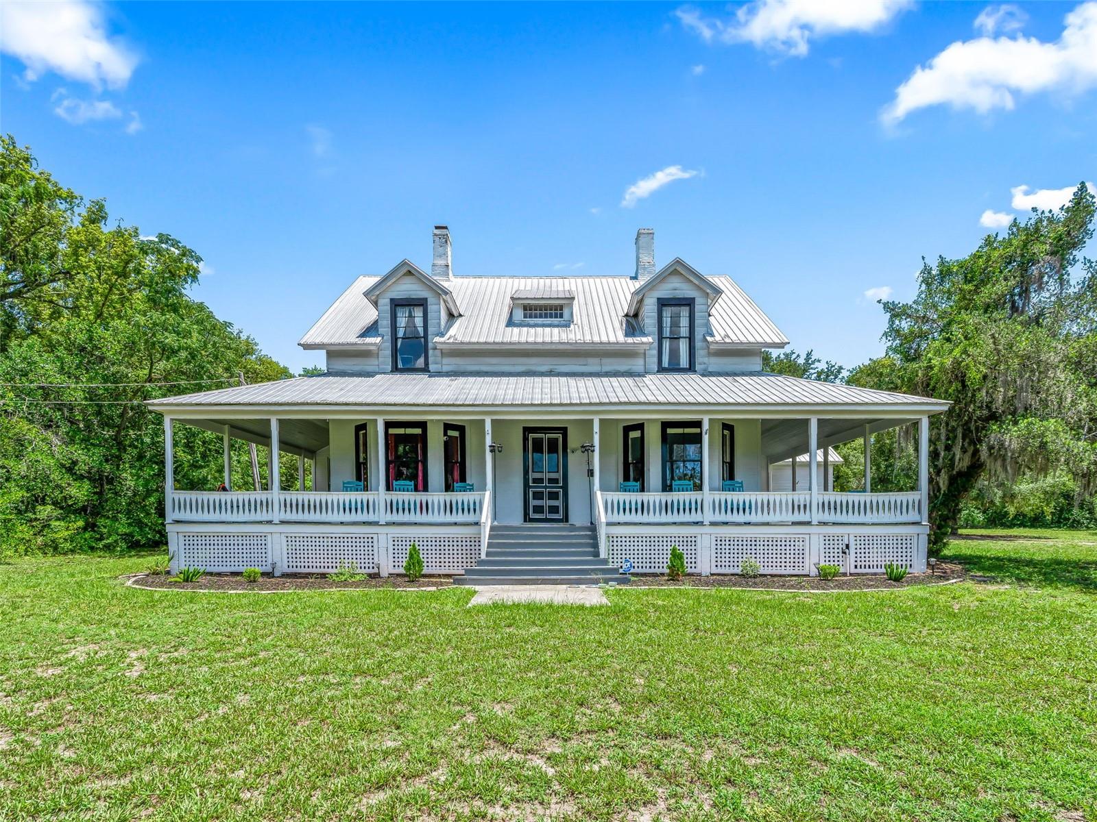 511 Mirror Lake, Fruitland Park, FL 34731