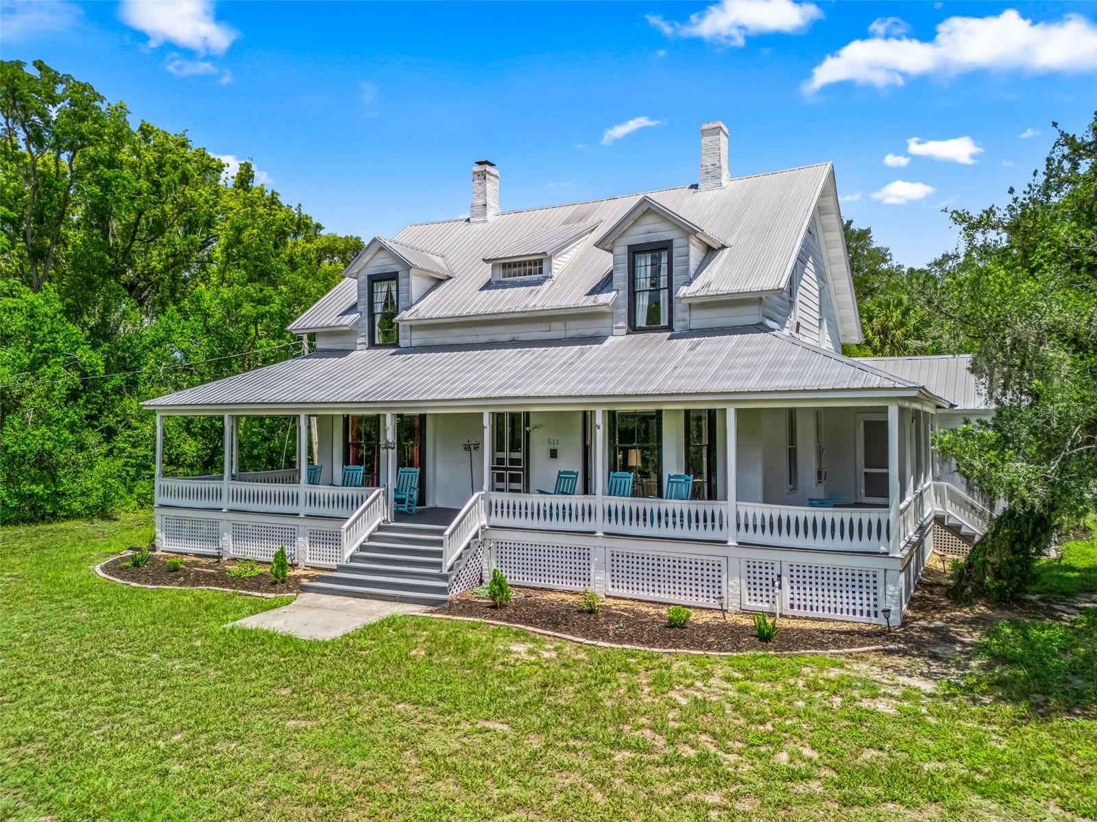 511 Mirror Lake, Fruitland Park, FL 34731