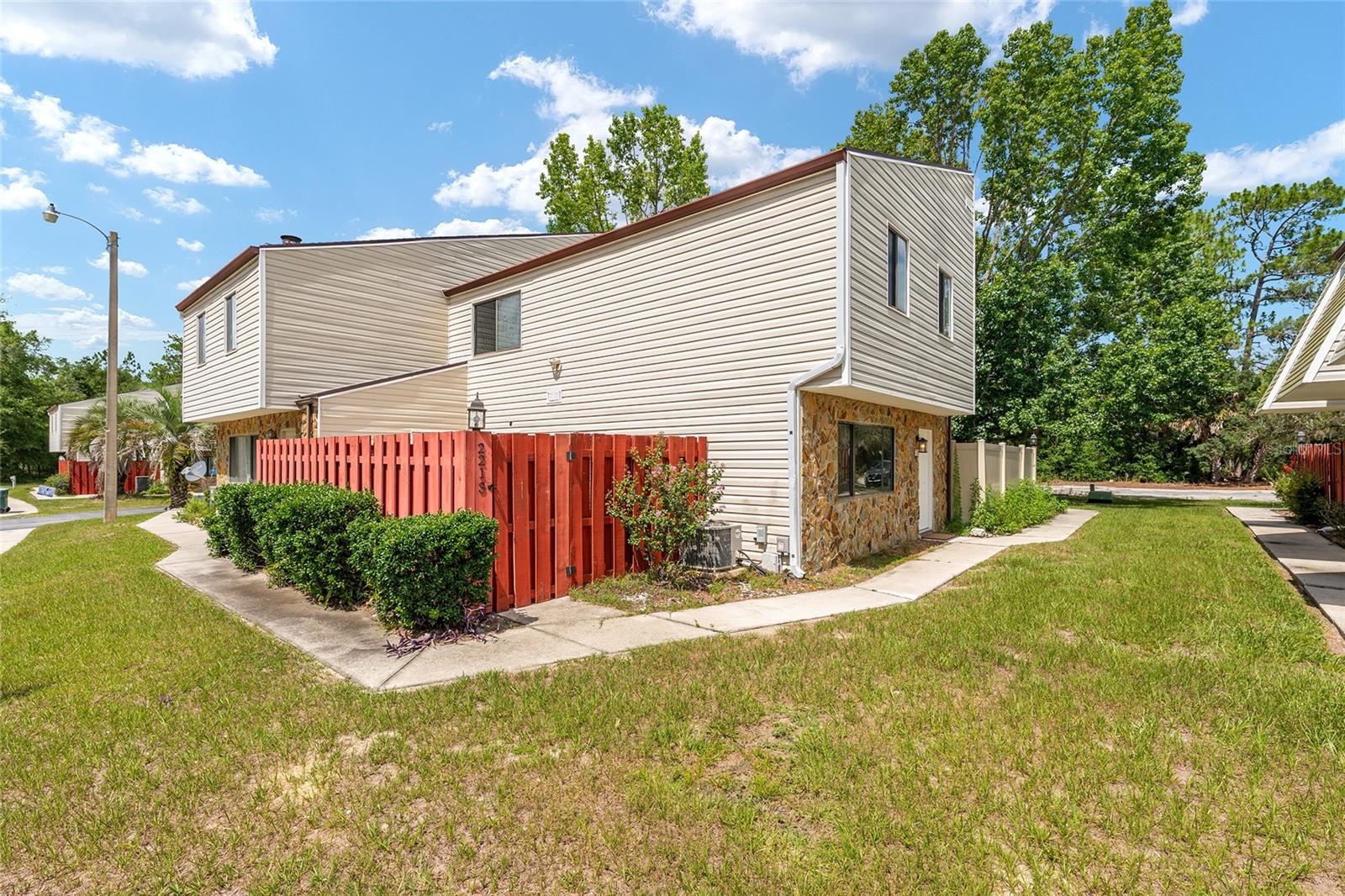 2213 45th, Ocala, FL 34470