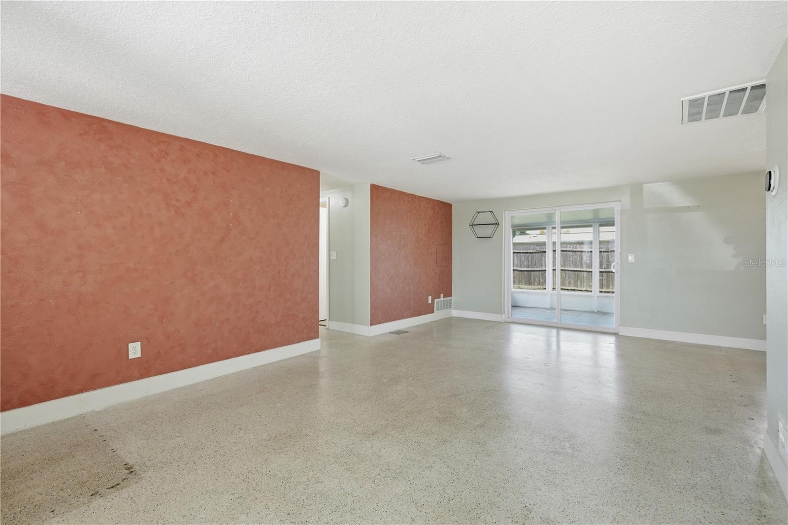 2051 Peggy, Holiday, FL 34690