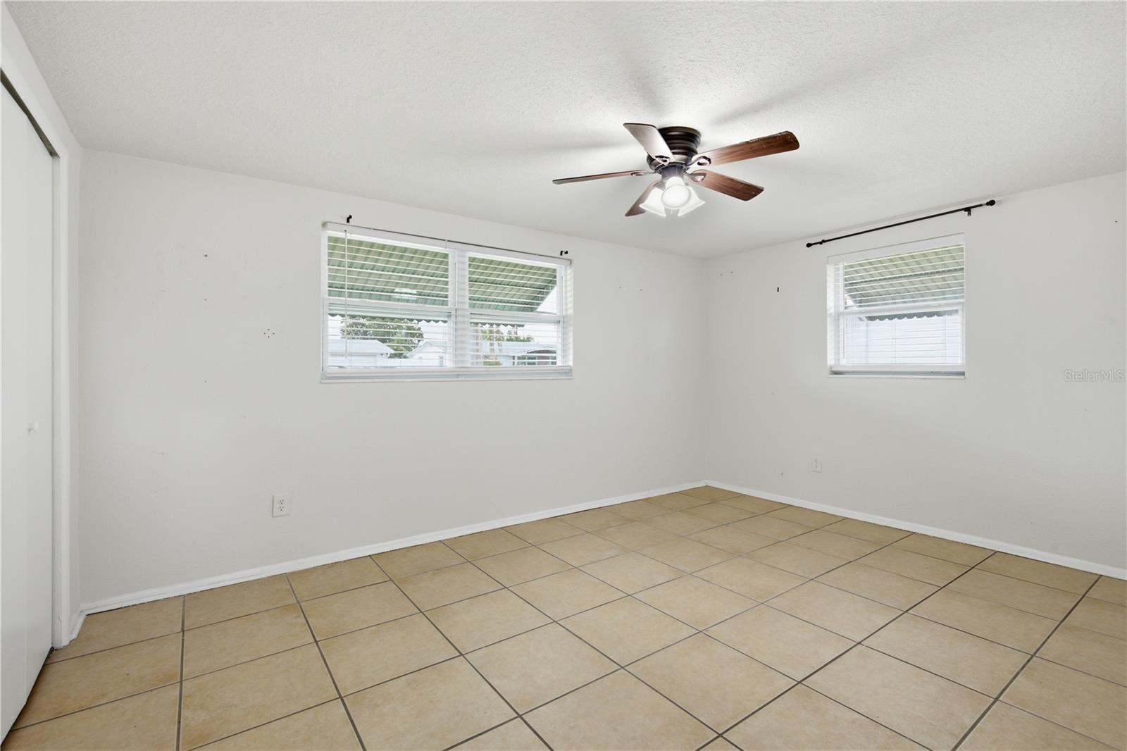 2051 Peggy, Holiday, FL 34690