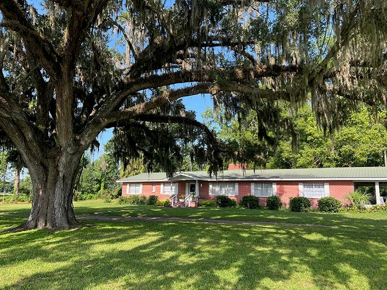 18951 15th, Williston, FL 32696