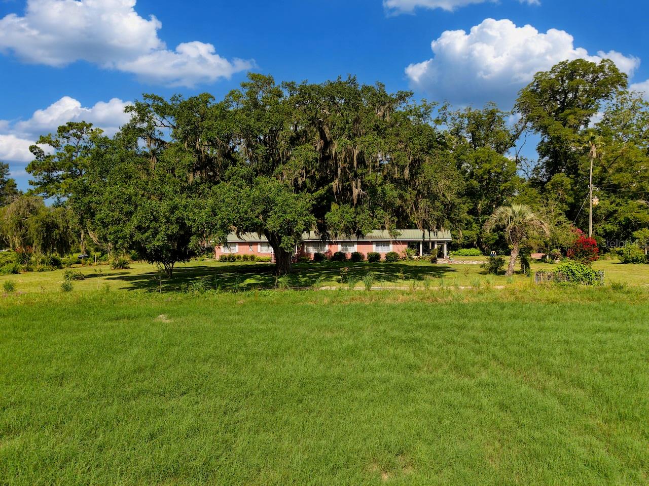 18951 15th, Williston, FL 32696