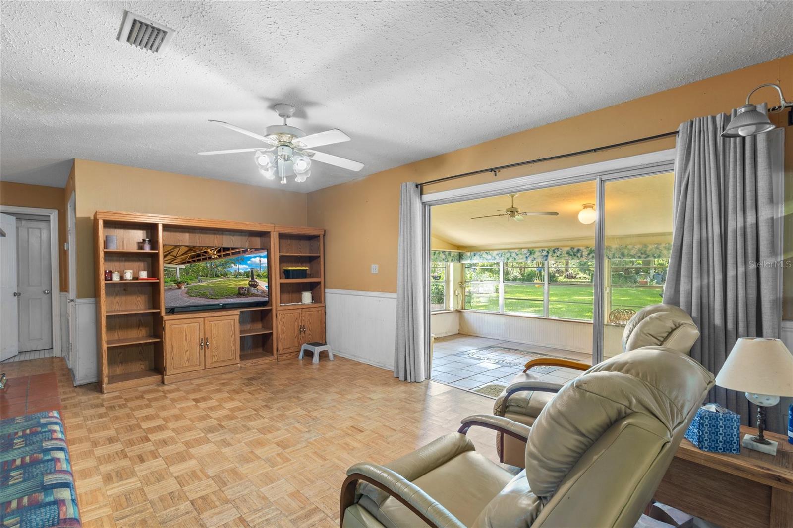 18951 15th, Williston, FL 32696