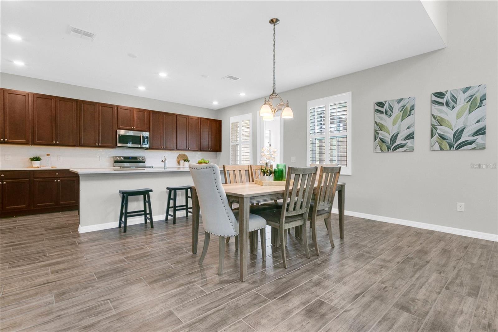 9169 Waverly Walk, Orlando, FL 32817
