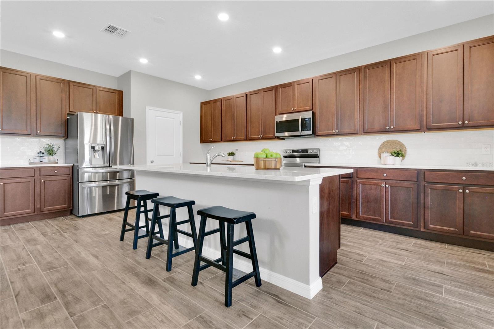 9169 Waverly Walk, Orlando, FL 32817